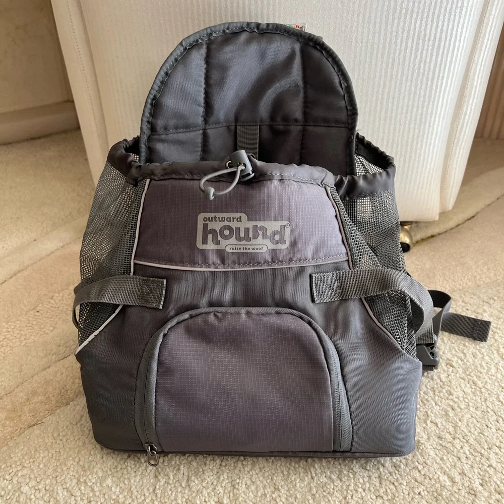 Like New Outward Hound Front Dog Carrier
